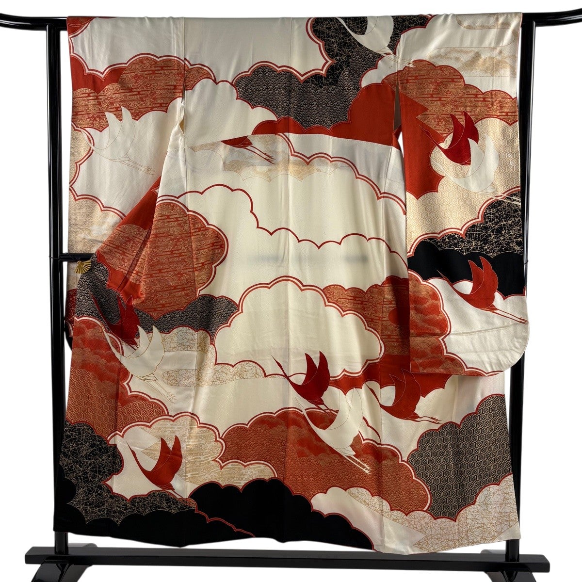 振袖 逸品 身丈152.5cm 裄丈64cm 正絹 【中古】 振袖 身丈152.5cm 裄丈61.5cm S 袷 鶴 雲文 金彩 金糸 クリーム 正絹