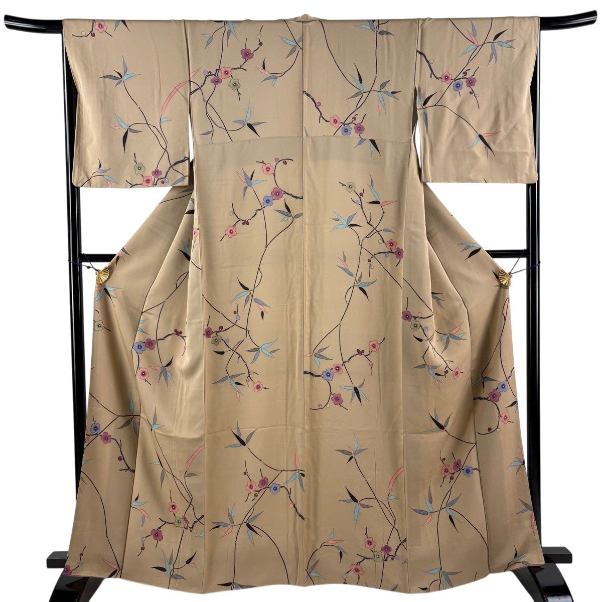 こ*ら様 希少サイズ　小紋　袷　正絹　黄粉色ペイズリー柄　身丈172裄71.5ト 美品】 小紋 身丈163cm 裄丈67cm M 袷 梅 笹 薄茶色 正絹 秀品｜中古