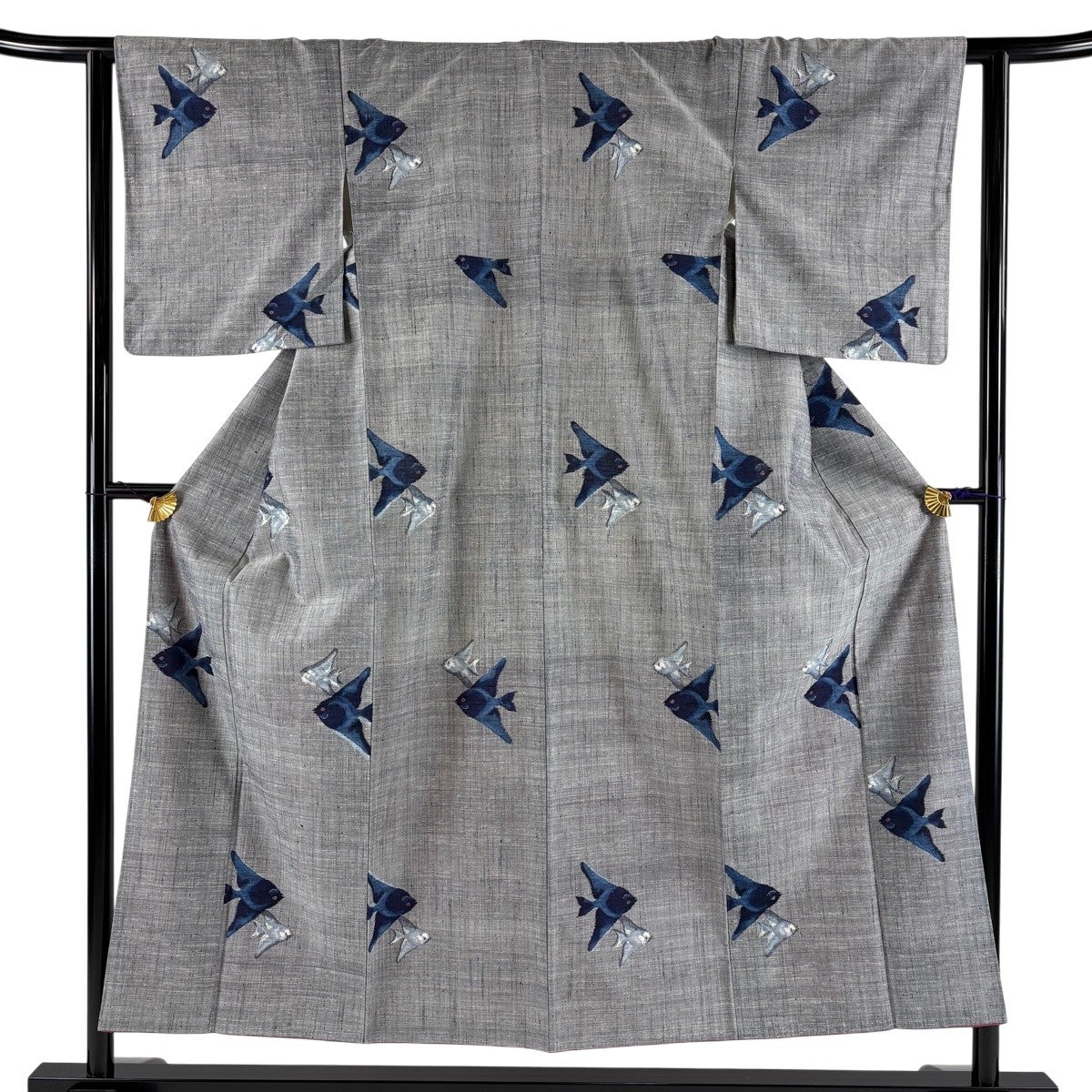 【美品】 紬 身丈159cm 裄丈64cm 正絹 秀品 【中古】 美品】 紬 身丈153cm 裄丈65cm 正絹 秀品 【中古】の通販 by バイセル