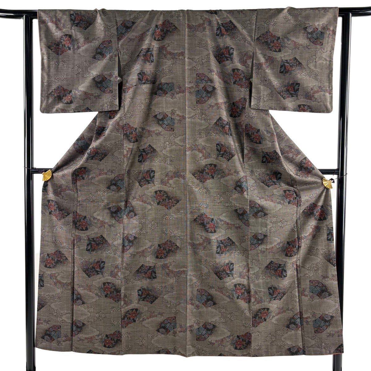 大島紬 美品 逸品 身丈166cm 裄丈63.5cm 正絹 【中古】 美品】 小紋 身丈155cm 裄丈62cm S 袷 大島紬地 証紙あり 花 灰紫 正絹