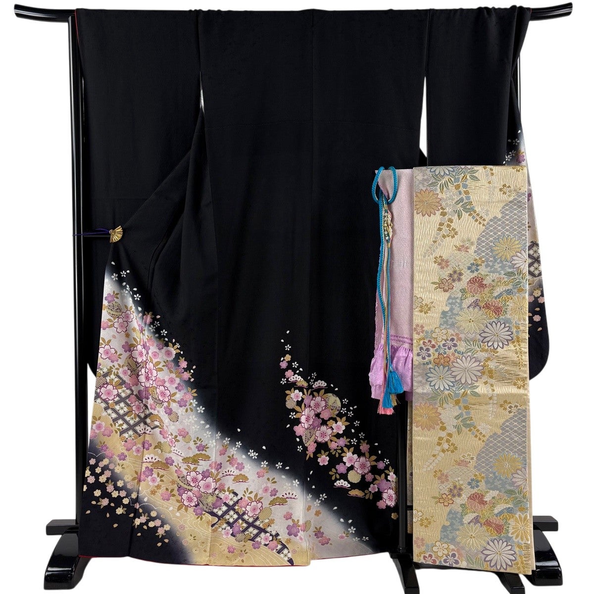 正絹  お振袖  身丈  168  袋帯プレゼント 美品】 振袖 身丈168.5cm 裄丈70cm L 袷 袋帯フルセット 鼓 草花 金彩