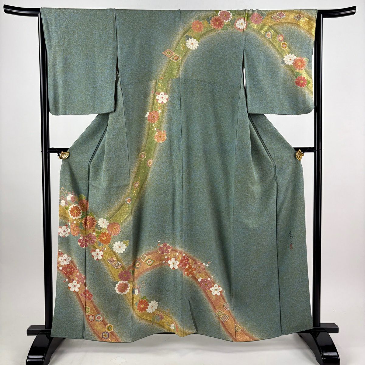 黒留袖 身丈159cm 裄丈63.5cm S 袷 松井青々 落款あり 菊 山並み 金糸