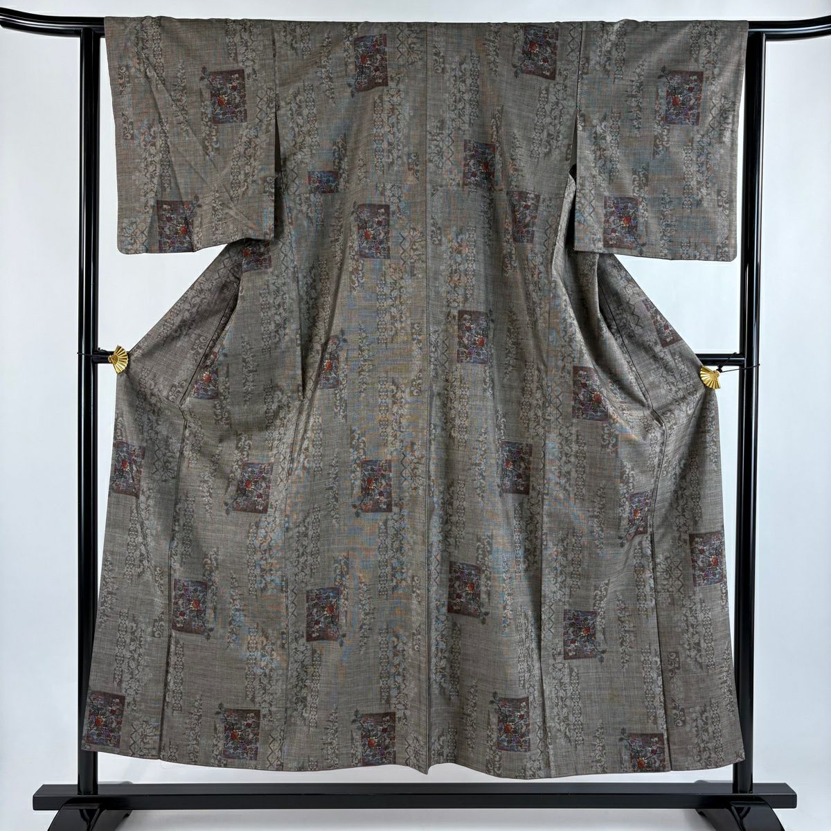 【美品】 紬 身丈163.5cm 裄丈66.5cm 正絹 名品 【中古】 美品】 紬 身丈163.5cm 裄丈63.5cm 正絹 秀品 【中古】の通販 by