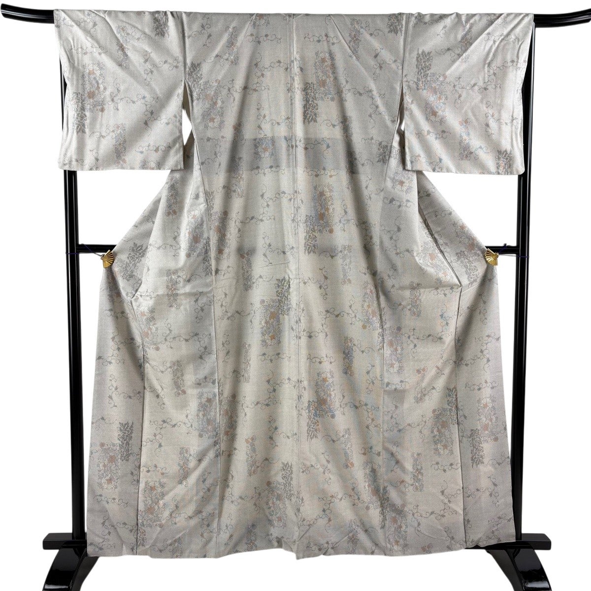 紬 身丈155cm 裄丈61.5cm 正絹 名品 【中古】 紬 身丈159.5cm 裄丈64cm M 袷 花 焦茶色 正絹 秀品 中古 在庫一掃