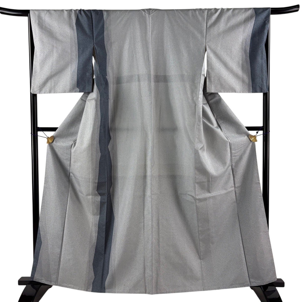 【美品】 大島紬 身丈167.5cm 裄丈64.5cm 正絹 名品 【中古】 美品】 大島紬 身丈163cm 裄丈64.5cm M 袷 証紙あり 色紙 草花 焦茶色
