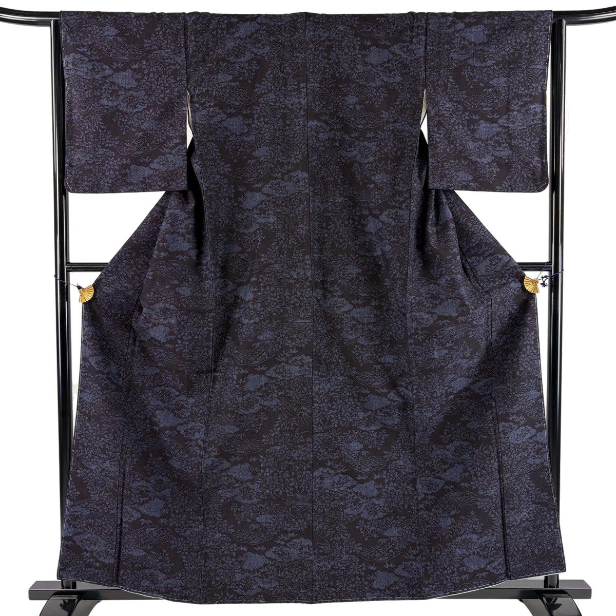 紬 身丈160cm 裄丈64cm M 袷 証紙あり 草花 雲文 濃紺 正絹 秀品｜中古
