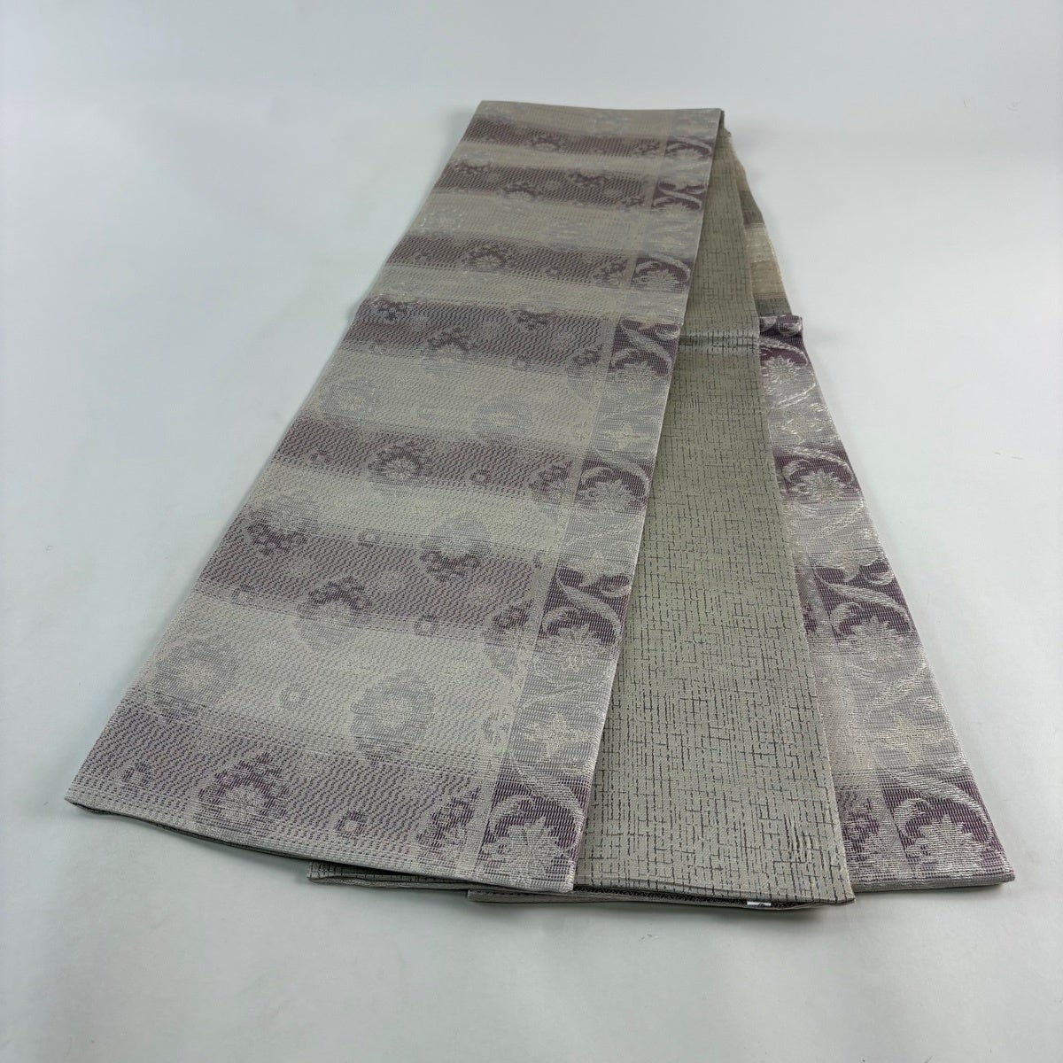 美品】 袋帯 名品 華文 花唐草 金銀糸 灰紫 六通 正絹｜中古・古着