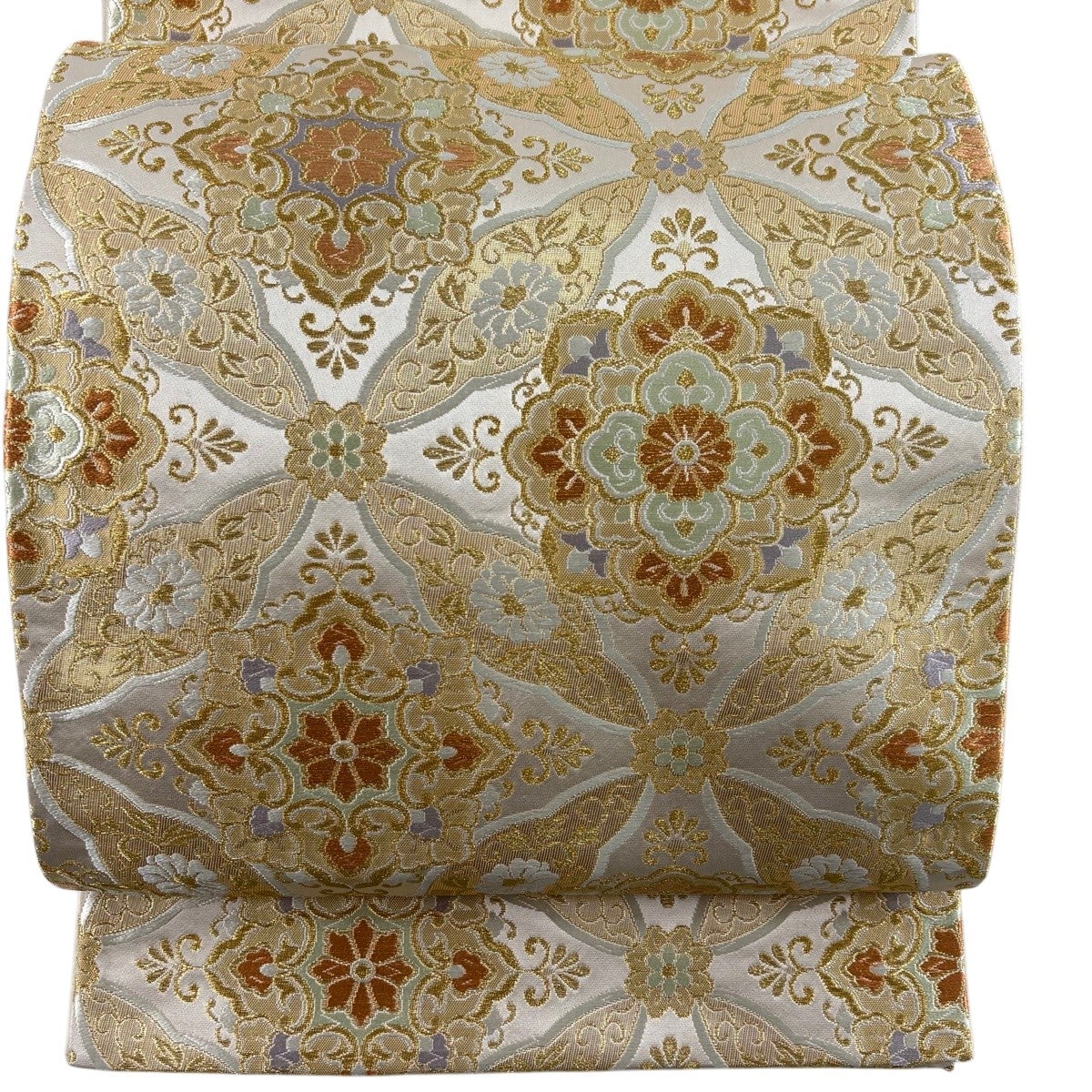美品】 袋帯 名品 華文 草花 金糸 箔 クリーム 六通 正絹｜中古・古着
