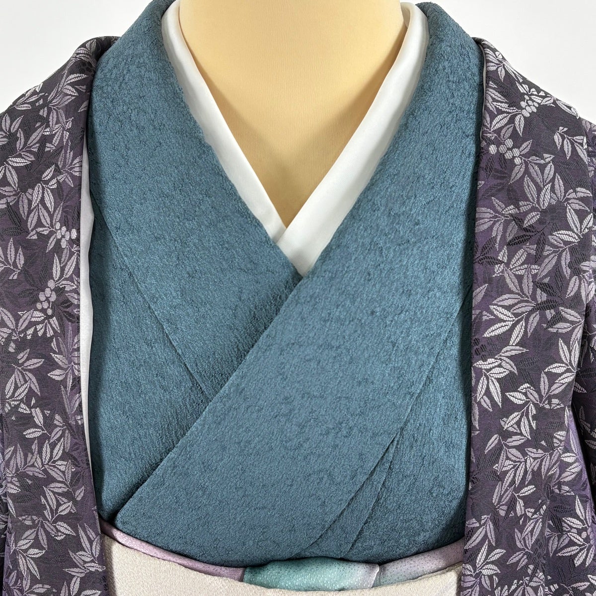 【美品】 羽織 身丈93cm 裄丈61.5cm 正絹 逸品 【中古】 美品】 羽織 身丈103.5cm 裄丈69cm L 葉と実 紫 正絹 逸品｜中古・古着
