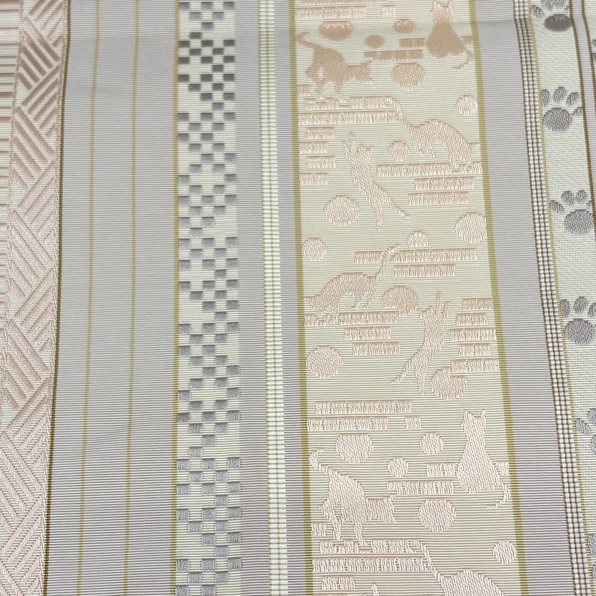 美品】 名古屋帯 逸品 証紙あり 博多織 松葉仕立て 八寸名古屋帯 縞 猫