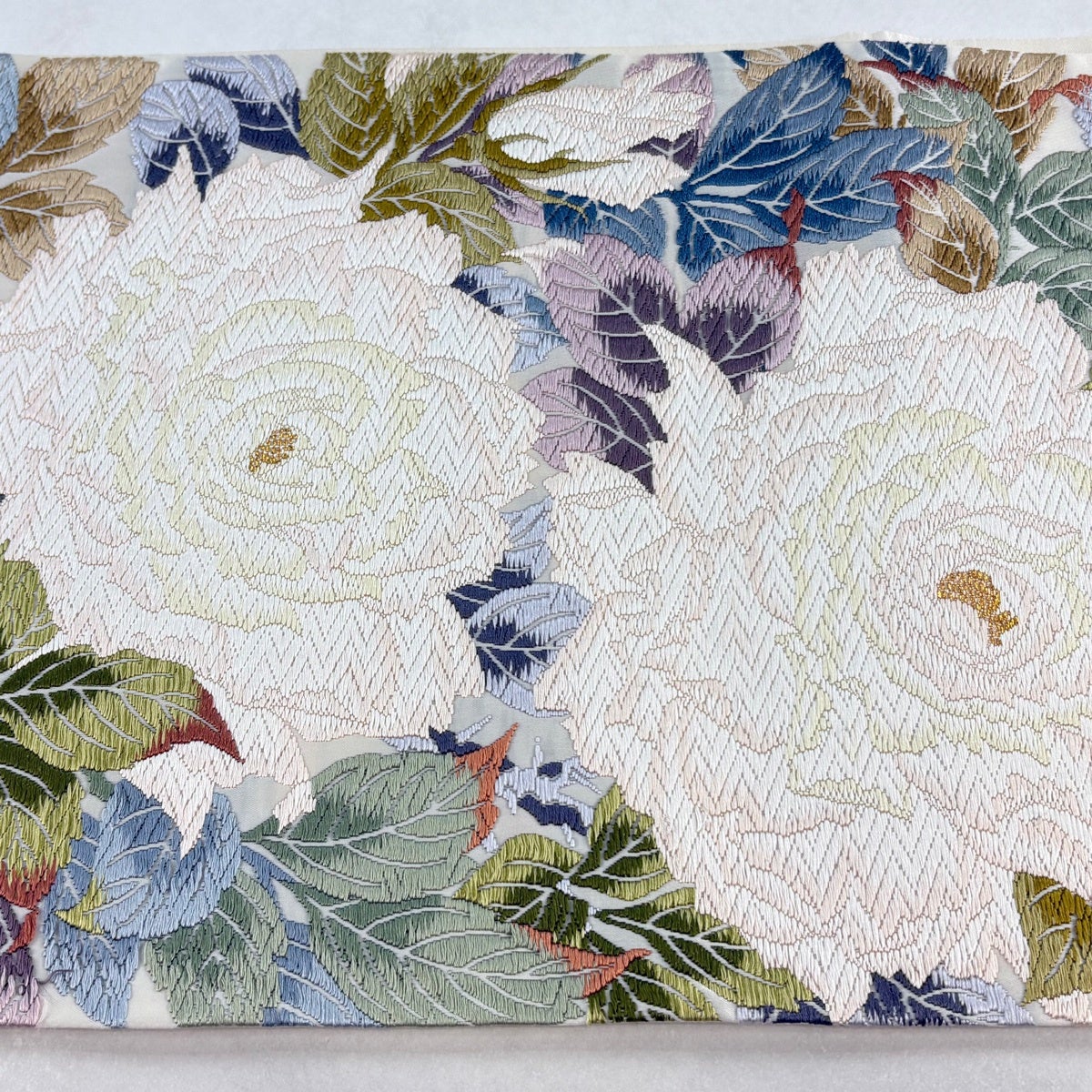 袋帯 逸品 薔薇 金糸 唐織 クリーム 六通 正絹｜中古・古着