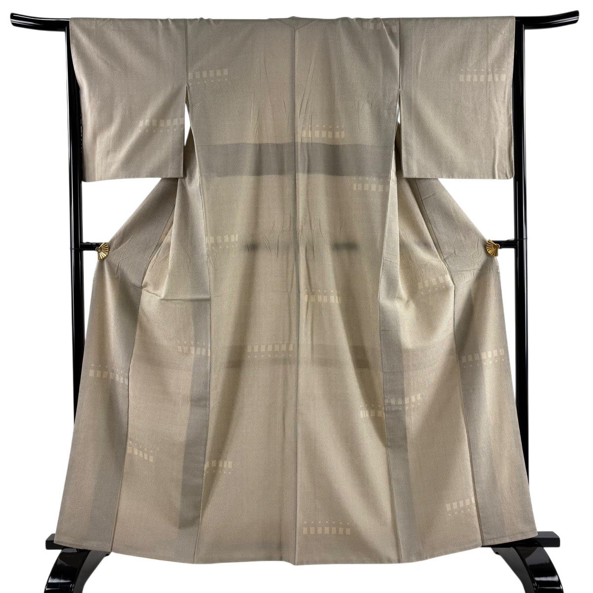塩沢紬 美品 逸品 身丈159cm 裄丈65cm 正絹 【中古】 50%OFF 【美品】 塩沢紬 身丈161.5cm 裄丈65.5cm M 袷 証紙あり 縦縞