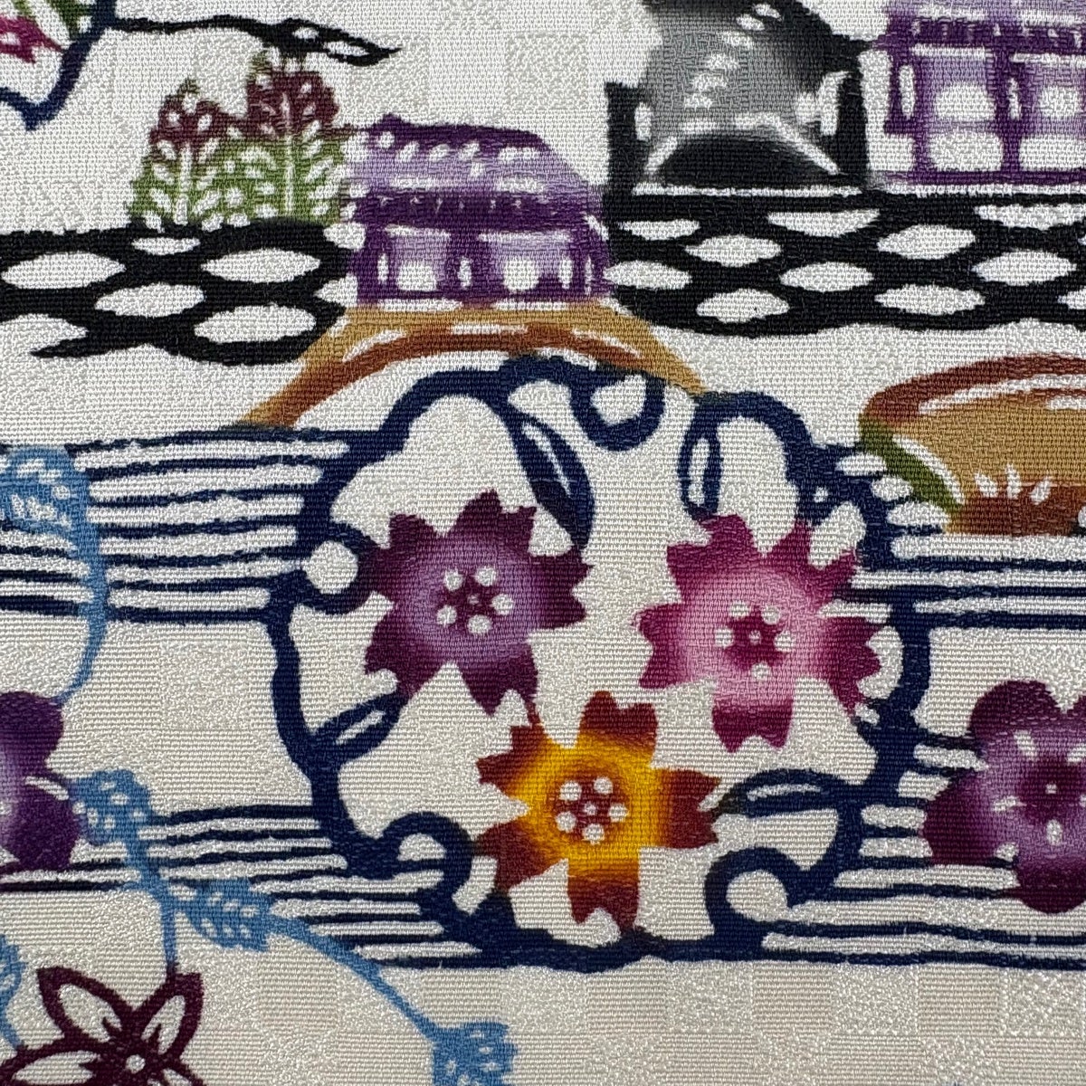 美品】名古屋帯 逸品 琉球本びんがた 知念貞男 雪輪 草花 紅型 白 正絹