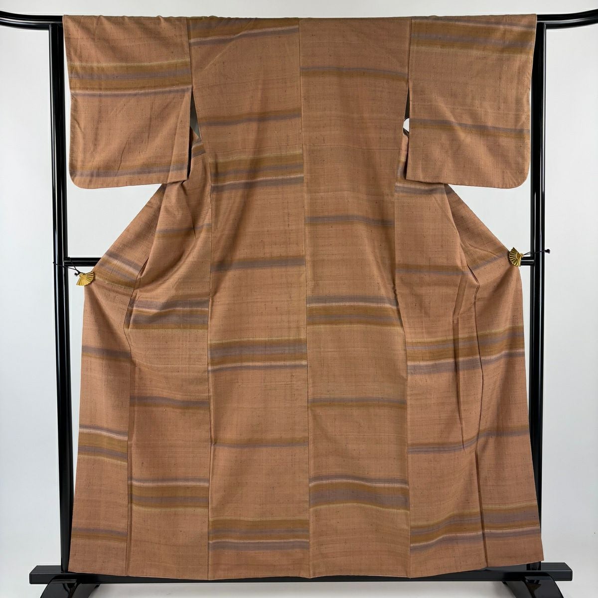 【美品】 紬 身丈160cm 裄丈65cm 正絹 秀品 【中古】 美品】 紬 身丈160cm 裄丈64cm 正絹 秀品 【中古】の通販 by バイセル