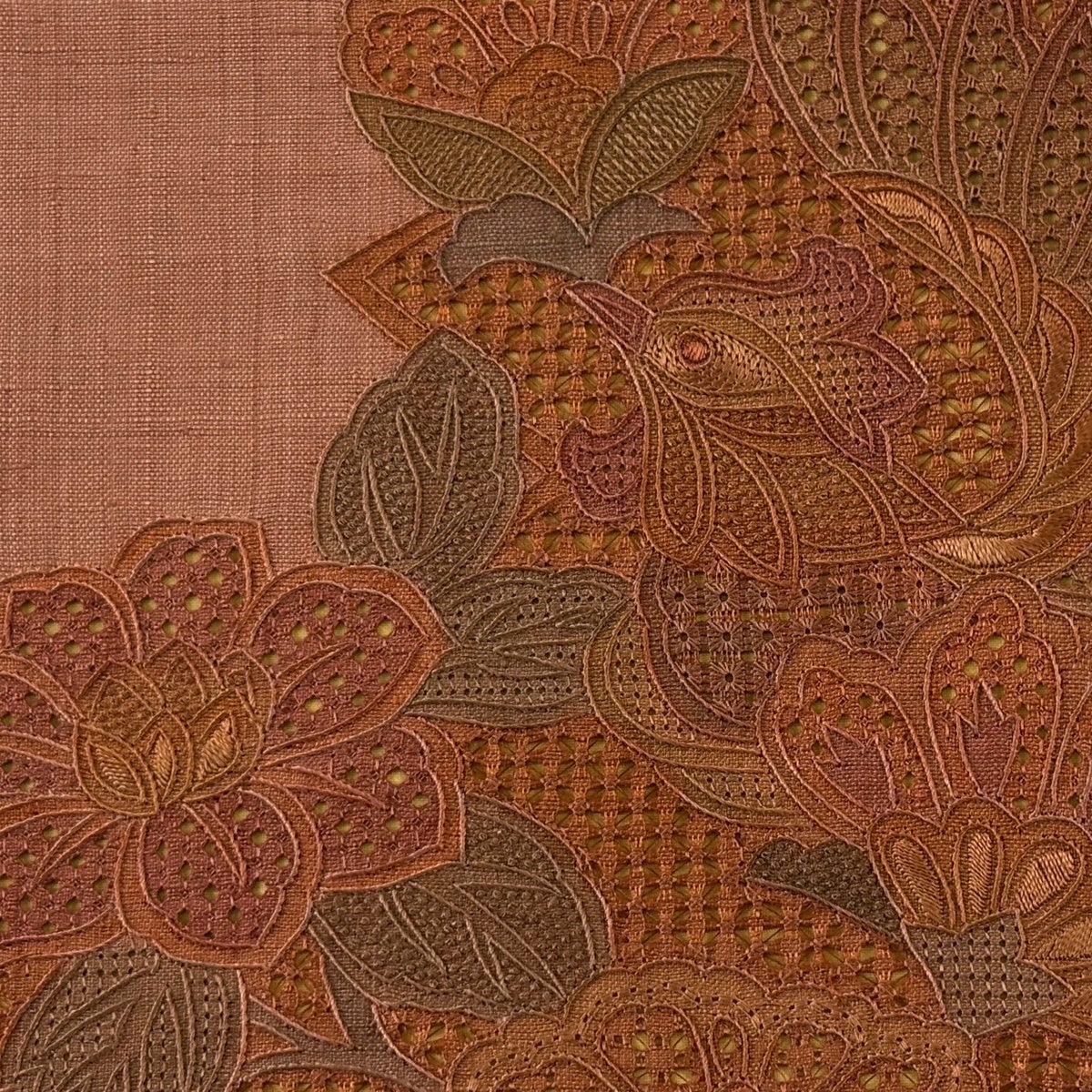 名古屋帯 秀品 紬地 花唐草 鳥 刺繍 赤茶 正絹｜中古・古着