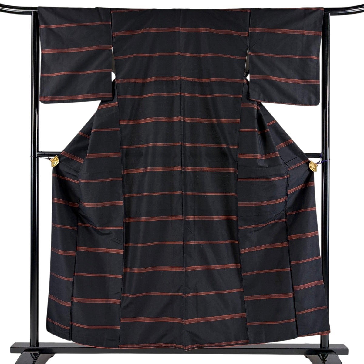 紬 身丈156.5cm 裄丈64cm M 袷 横縞 黒 正絹 優品｜中古・古着
