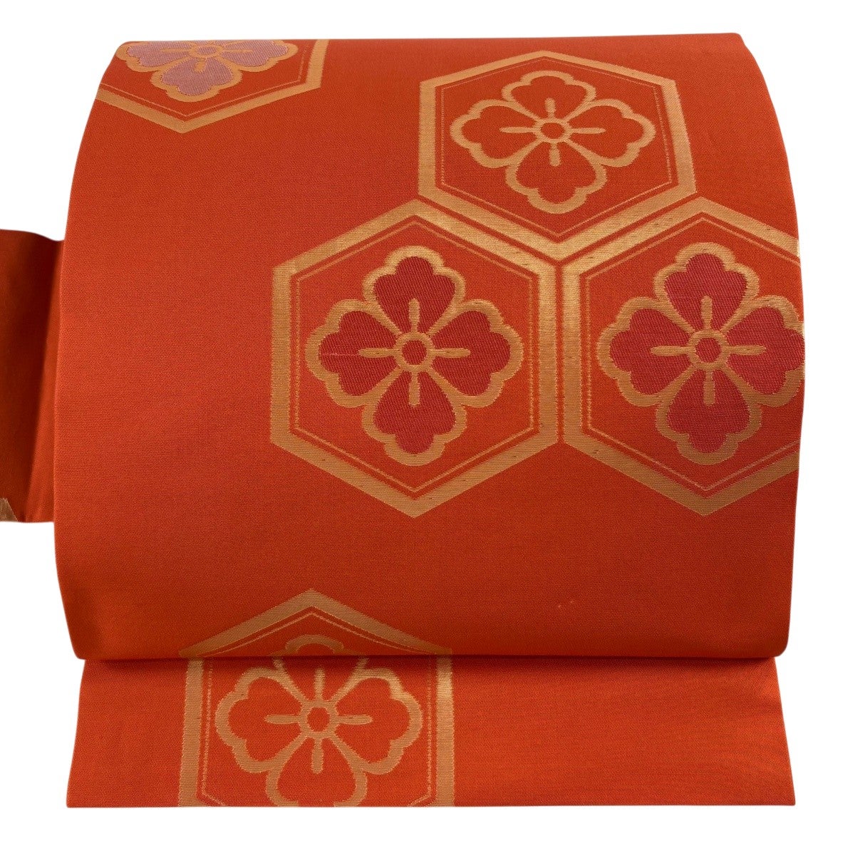 色無地 帯紅色 入子菱 花柄模様 しつけ糸 K-4726 京西陣・金襴生地 大亀甲花菱柄の和柄生地通販なら都香庵