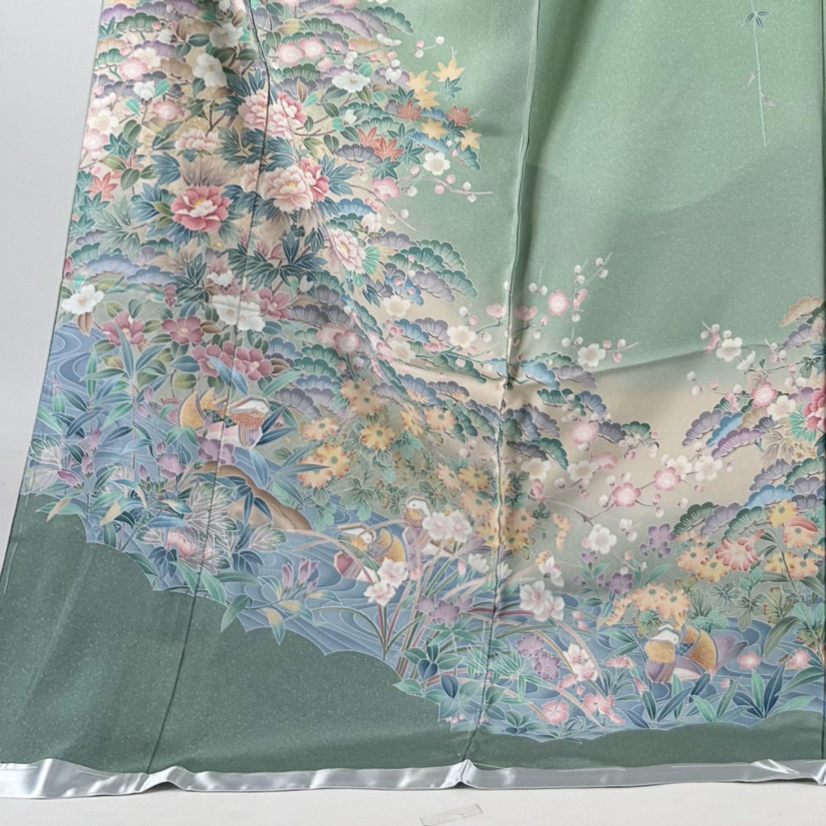 美品】 訪問着 身丈182cm 裄丈70cm 未仕立て 仮絵羽 草花 鴛鴦 金彩