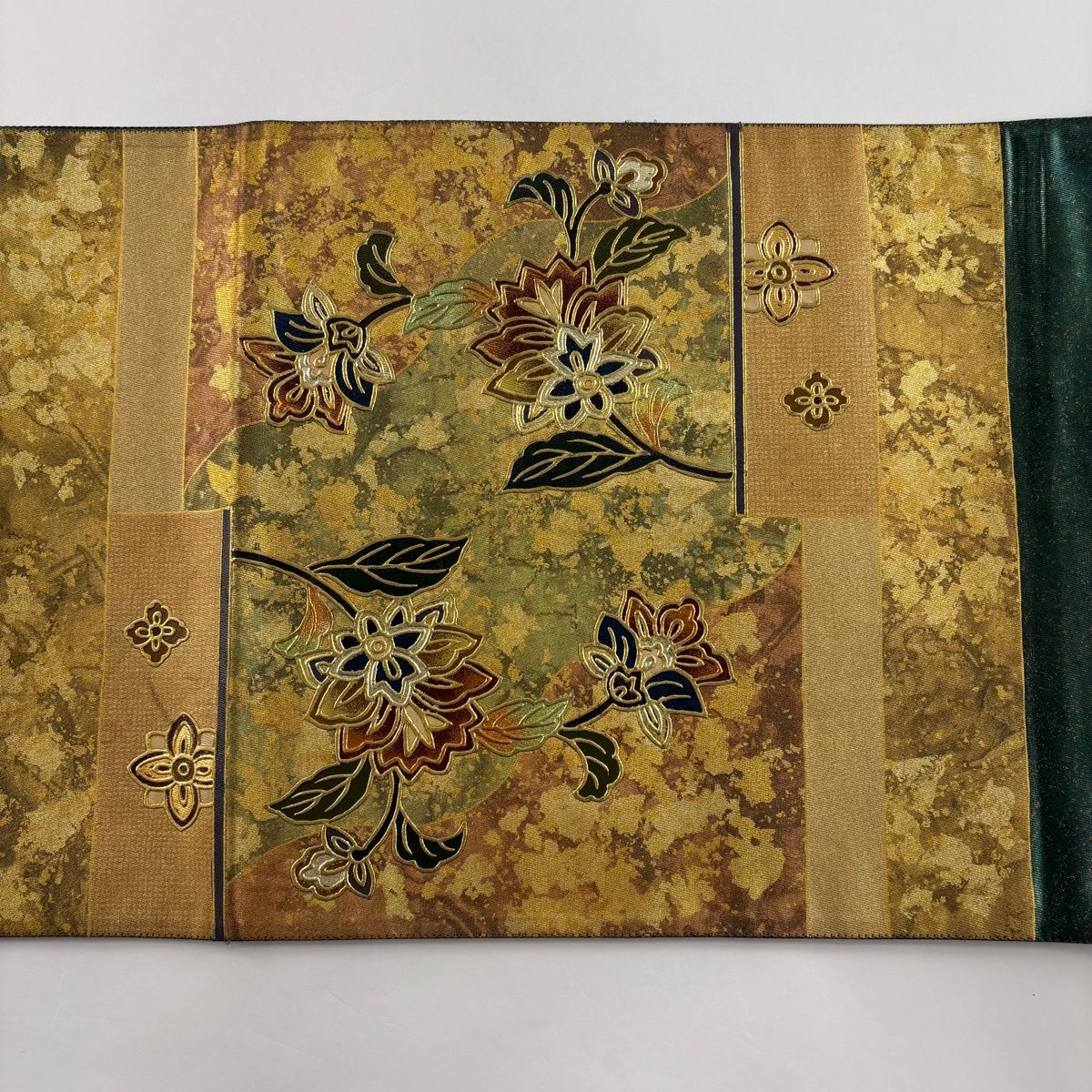 袋帯 秀品 草花 華文 金彩 緑 お太鼓柄 正絹｜中古・古着・リサイクル