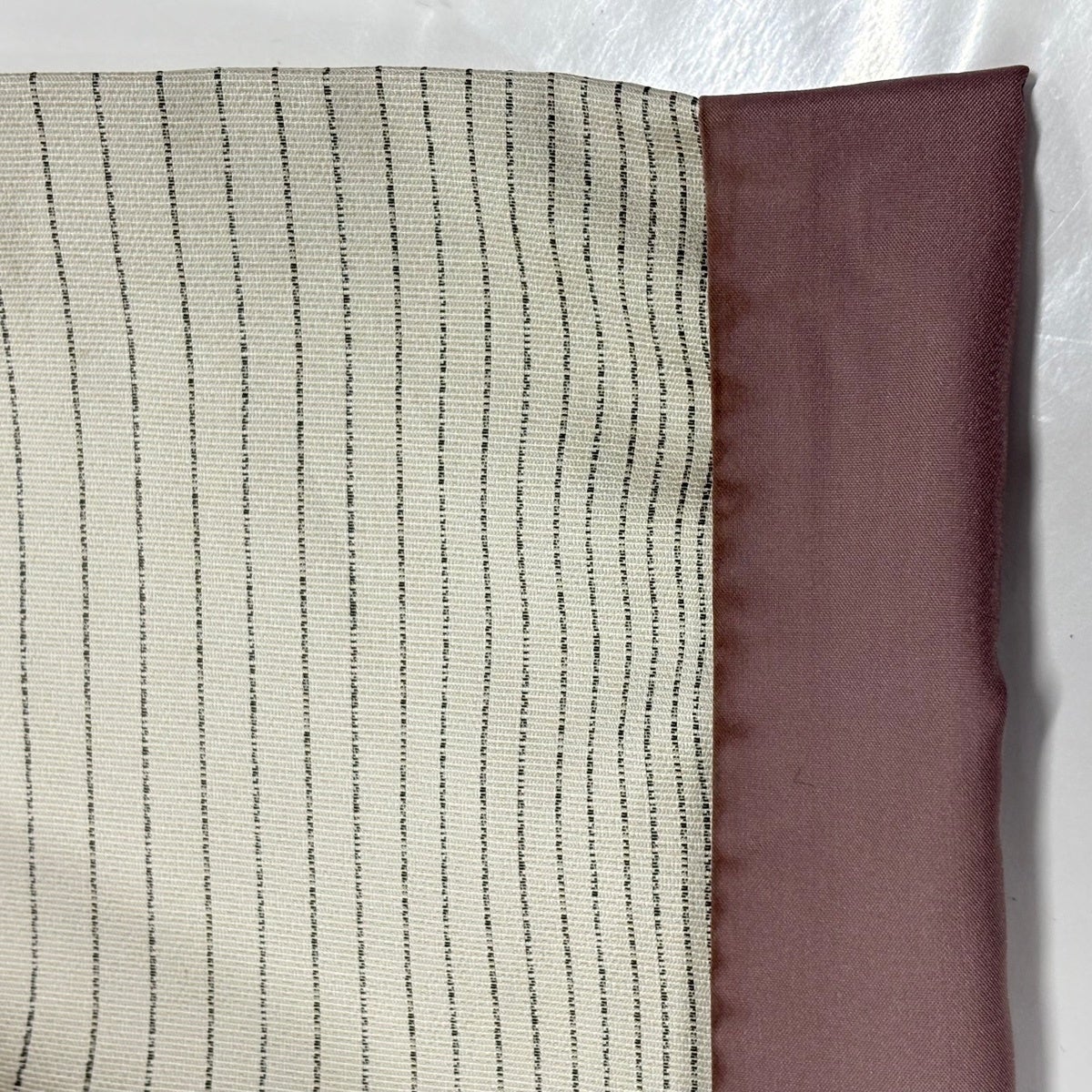お召 身丈162.5cm 裄丈62cm 正絹 逸品 【中古】 お召 身丈162.5cm 裄丈66cm M 袷 縦縞 幾何学模様 クリーム 正絹 逸品