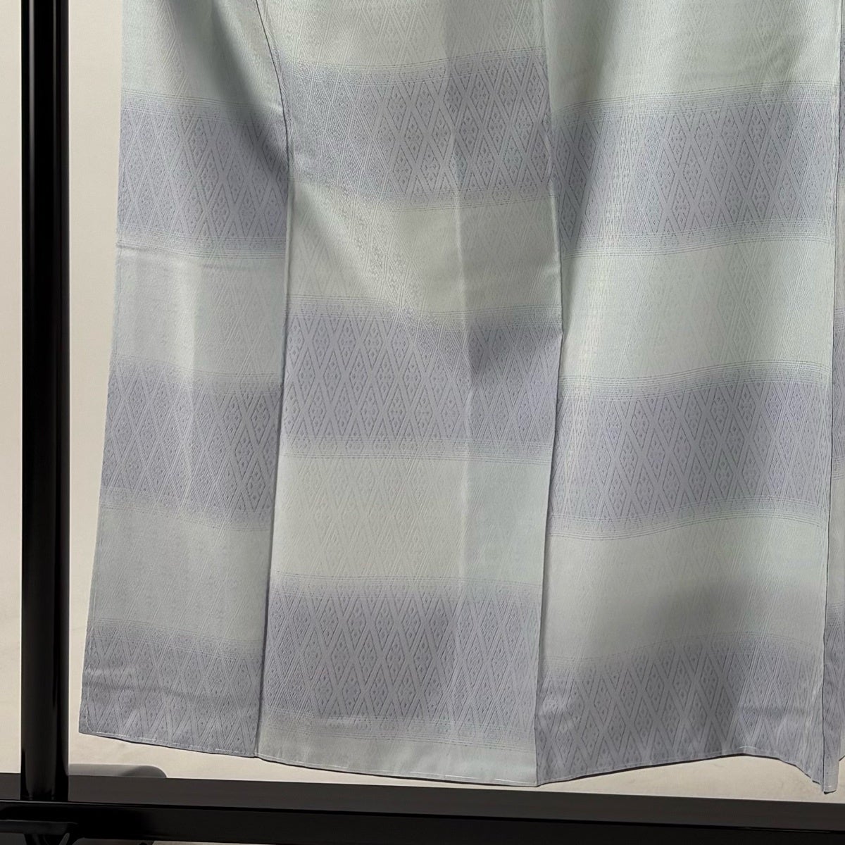 【美品】 お召 身丈156.5cm 裄丈66cm 正絹 逸品 【中古】 美品】 お召 身丈151.5cm 裄丈66.5cm 正絹 逸品 【中古】の通販 by