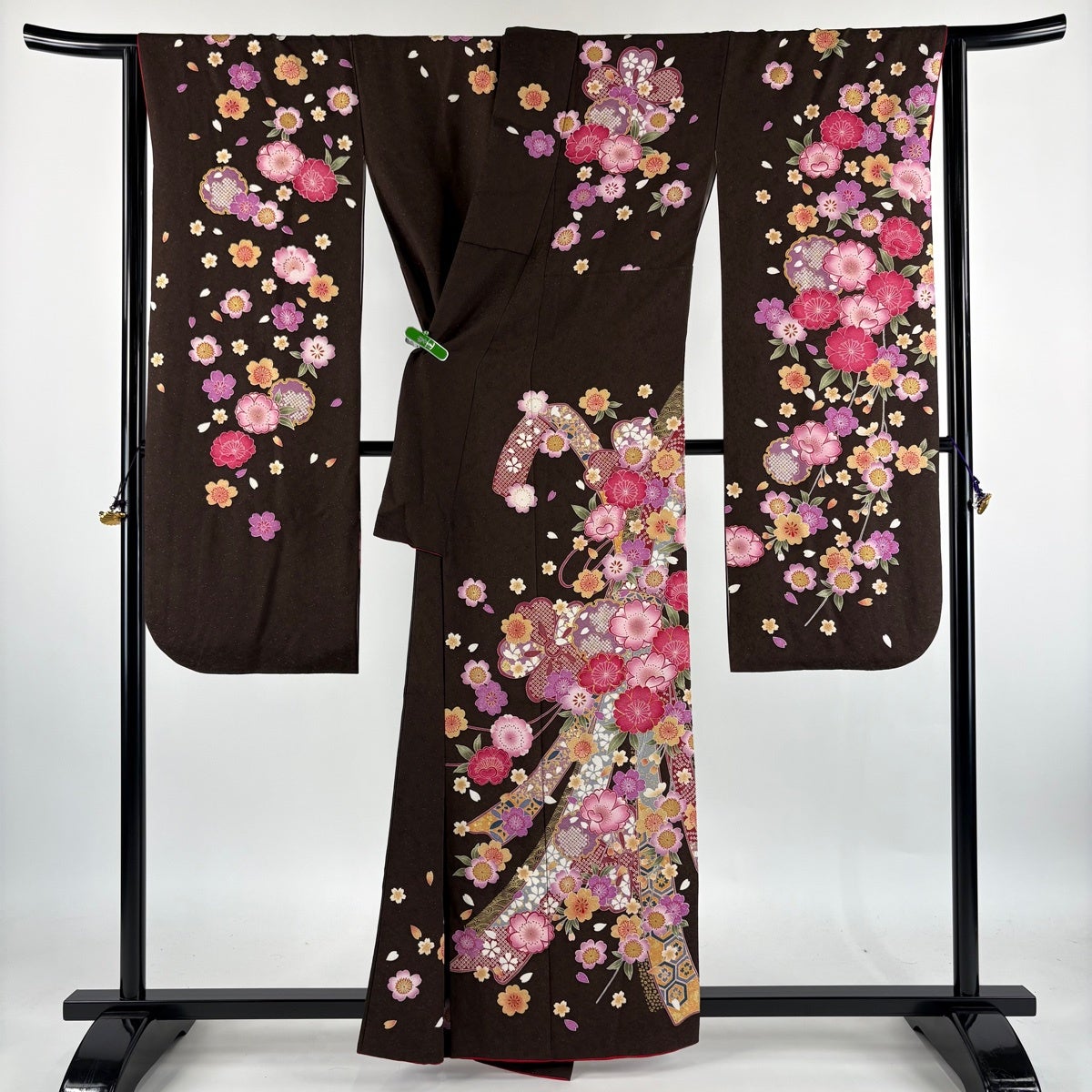 振袖 身丈160cm 裄丈67cm M 袷 桜 束ね熨斗 金通し 金糸 焦茶色 正絹