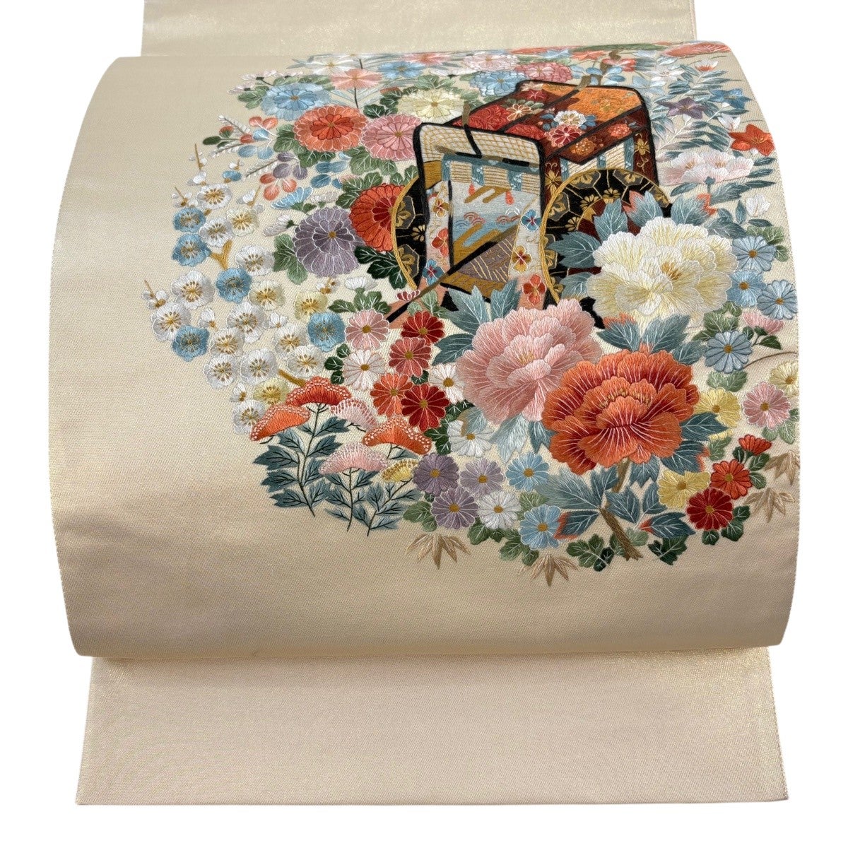 袋帯 逸品 落款あり 雪英導 御所車 草花 蘇州刺繍 箔 金色 お太鼓柄