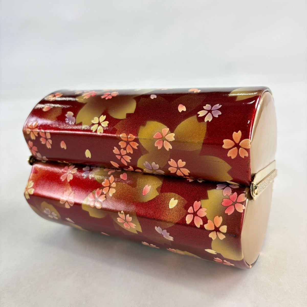 美品】和装バッグ 優品 フォーマル 桜 花びら 金彩 赤黒 エナメル 和装