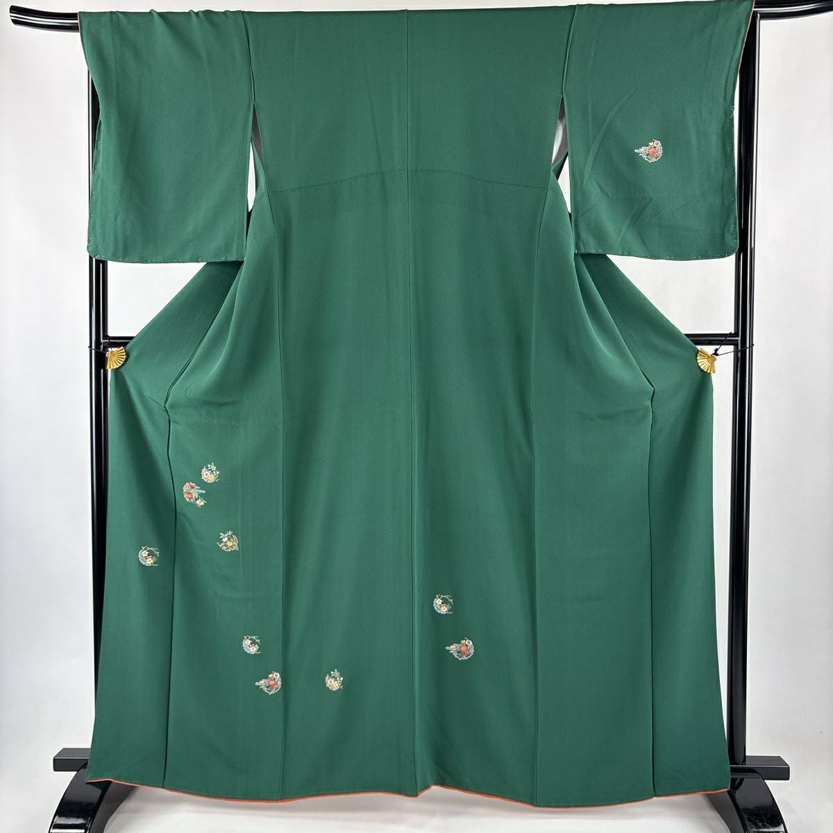 【美品】着物付下げ　総刺繍　雪輪花文　金糸　逸品 付下げ 身丈163.5cm 裄丈67.5cm L 袷 雪輪 花丸文 刺繍 金糸 深緑 正絹