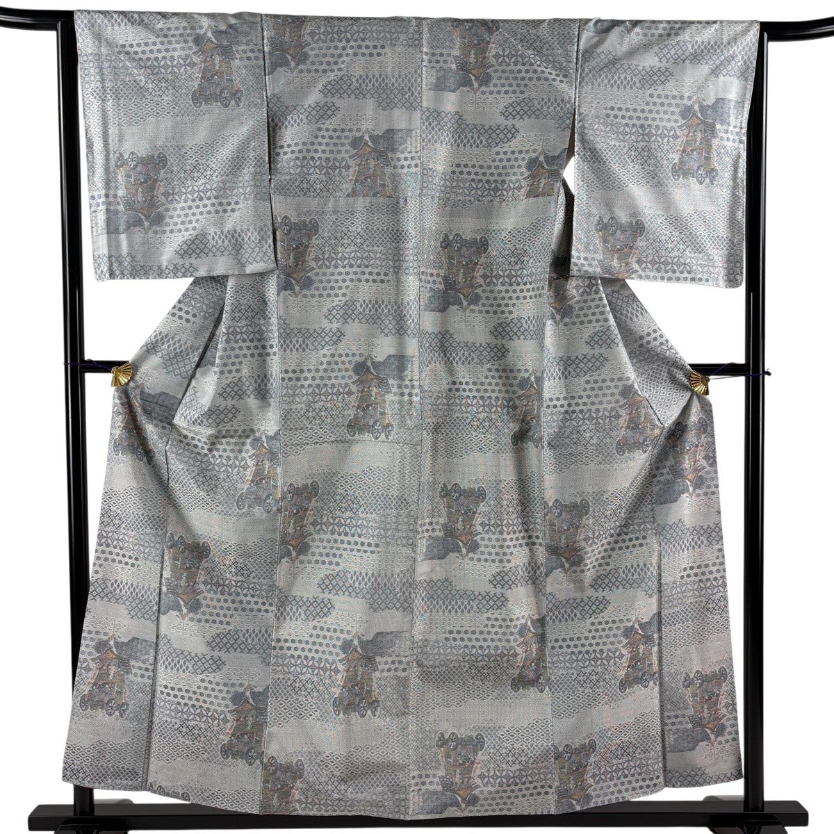 【美品】 紬 身丈157.5cm 裄丈63cm 正絹 秀品 【中古】 紬 身丈157cm 裄丈65cm M 袷 幾何学ー 焦茶色 正絹 秀品｜中古・古着