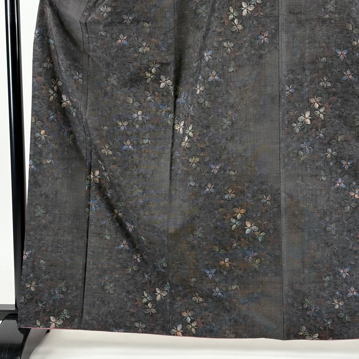 美品】 大島紬 身丈165cm 裄丈63.5cm S 袷 都喜ヱ門 泥染 証紙あり 花