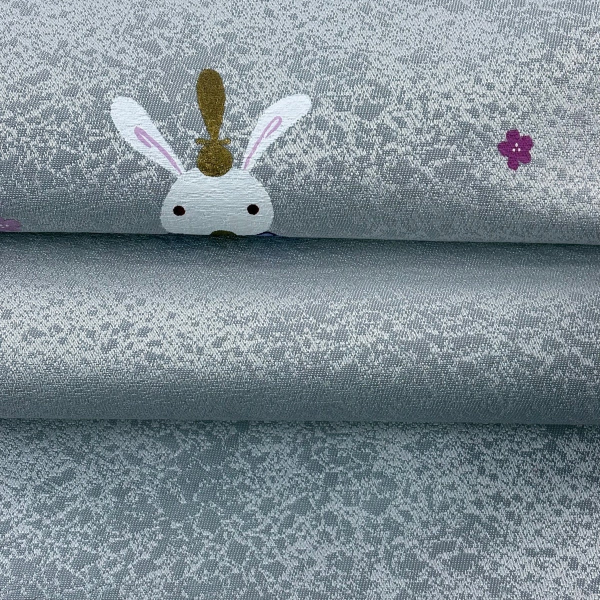 美品】 名古屋帯 逸品 うさぎ雛 梅 金銀彩 灰色 正絹｜中古・古着