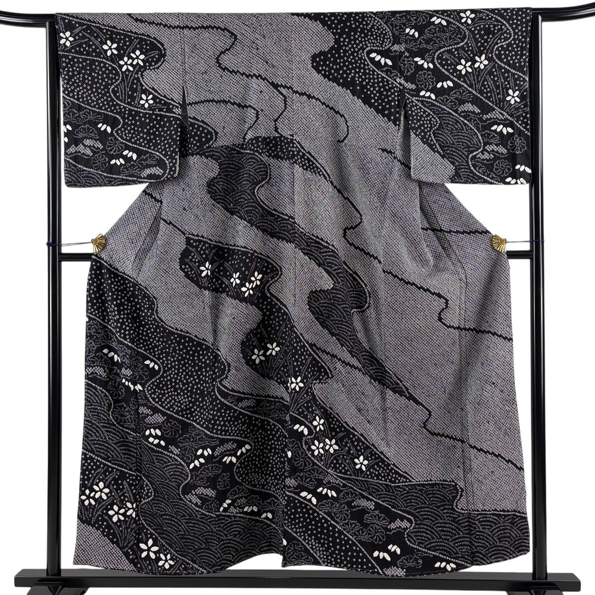 美品】 訪問着 身丈154cm 裄丈64.5cm M 袷 草花 波 総絞り 黒 正絹