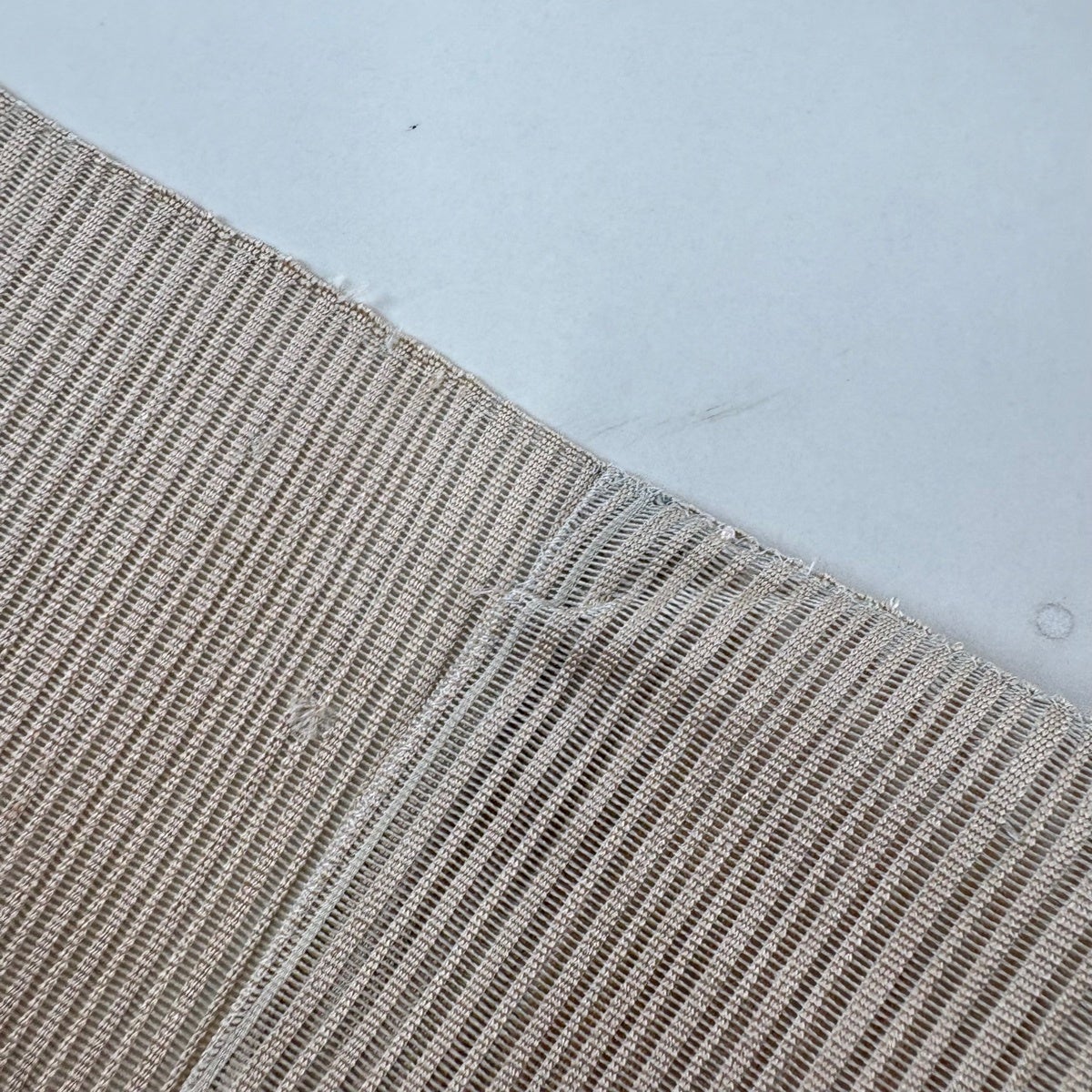 美品】 名古屋帯 秀品 夏帯 絽 幾何学 金銀糸 薄茶色 正絹｜中古・古着
