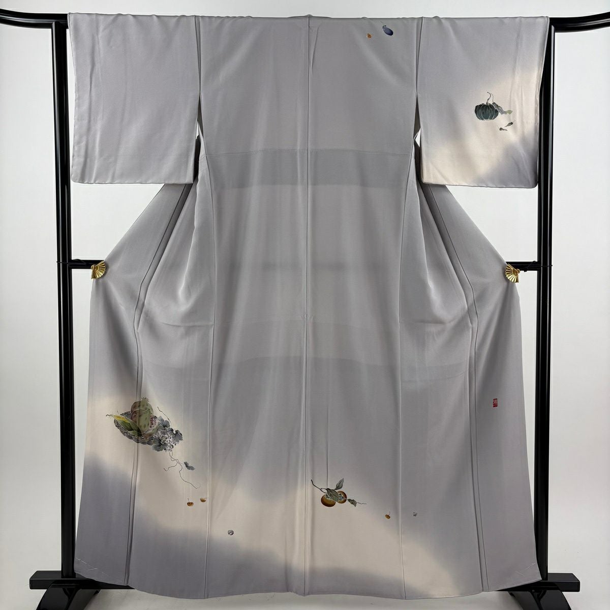 【美品】 付下げ 身丈158cm 裄丈65.5cm 正絹 秀品 【中古】 付下げ 身丈160.5cm 裄丈63cm S 袷 器物 霞 銀糸 刺繍 灰紫 正絹 秀品
