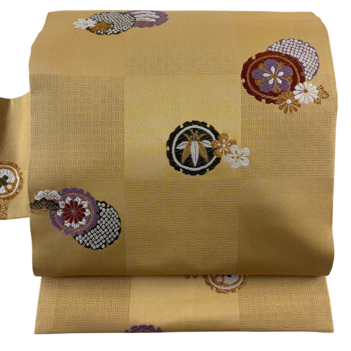 美品】 名古屋帯 秀品 松竹梅 菊 金糸 ベージュ 正絹|中古・古着 美品】 名古屋帯 秀品 松竹梅 菊 金糸 ベージュ 正絹|中古・古着