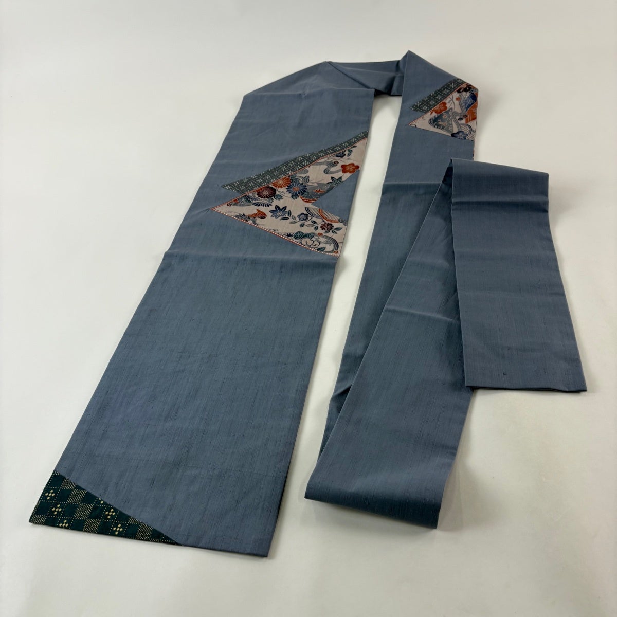美品】 名古屋帯 秀品 草花 流水 紬地 切嵌め 青灰色 正絹｜中古・古着