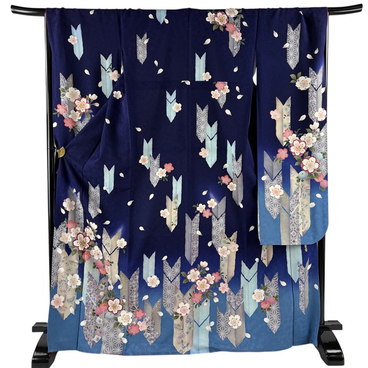 振袖 名品 身丈171cm 裄丈68cm 正絹 【中古】 振袖 身丈171cm 裄丈68cm L 袷 桜 菊 金通し 金彩 えんじ色 正絹