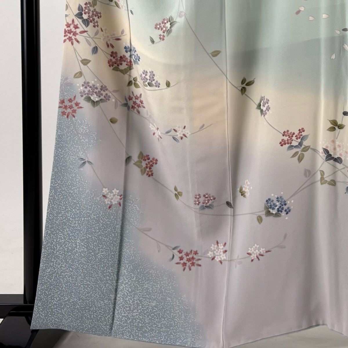 訪問着 身丈161cm 裄丈66cm M 袷 枝花 霞 染め分け ぼかし 薄緑 正絹