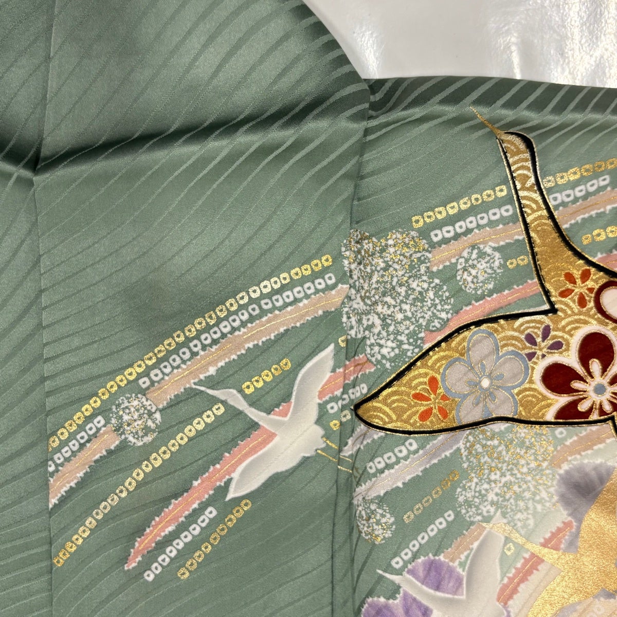 振袖 身丈161.5cm 裄丈67.5cm 正絹 美品 優品 【中古】 振袖 身丈161cm 裄丈67cm M 袷 鈴乃屋 鈴 桜 銀通し 金彩 黒 正絹 名品