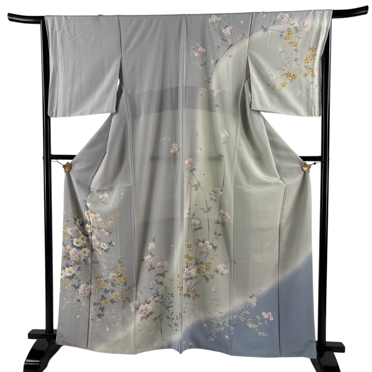 訪問着 身丈164cm 裄丈66cm 正絹 逸品 【中古】 訪問着 身丈164cm 裄丈66cm M 袷 桜 草花 ぼかし 灰色 正絹 名品｜中古