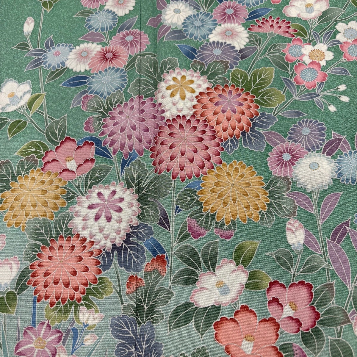 訪問着 身丈172.5cm 裄丈70cm L 袷 菊 椿 ぼかし 金彩 薄緑 正絹 逸品 訪問着 身丈172.5cm 裄丈70cm L 袷 菊 椿 ぼかし 金彩 薄緑 正絹 逸品