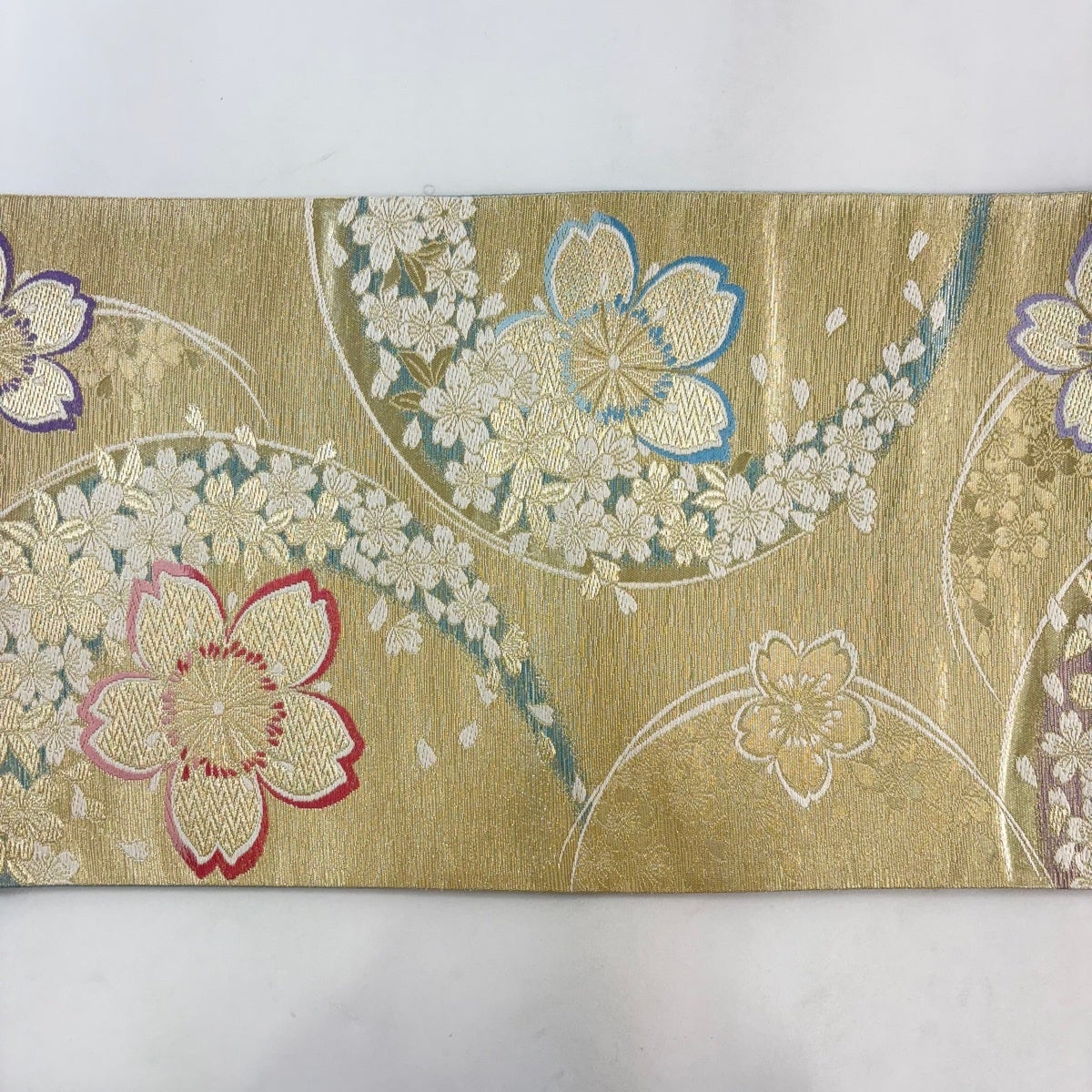 美品】 袋帯 秀品 桜 花びら 金糸 箔 金色 六通 正絹｜中古・古着