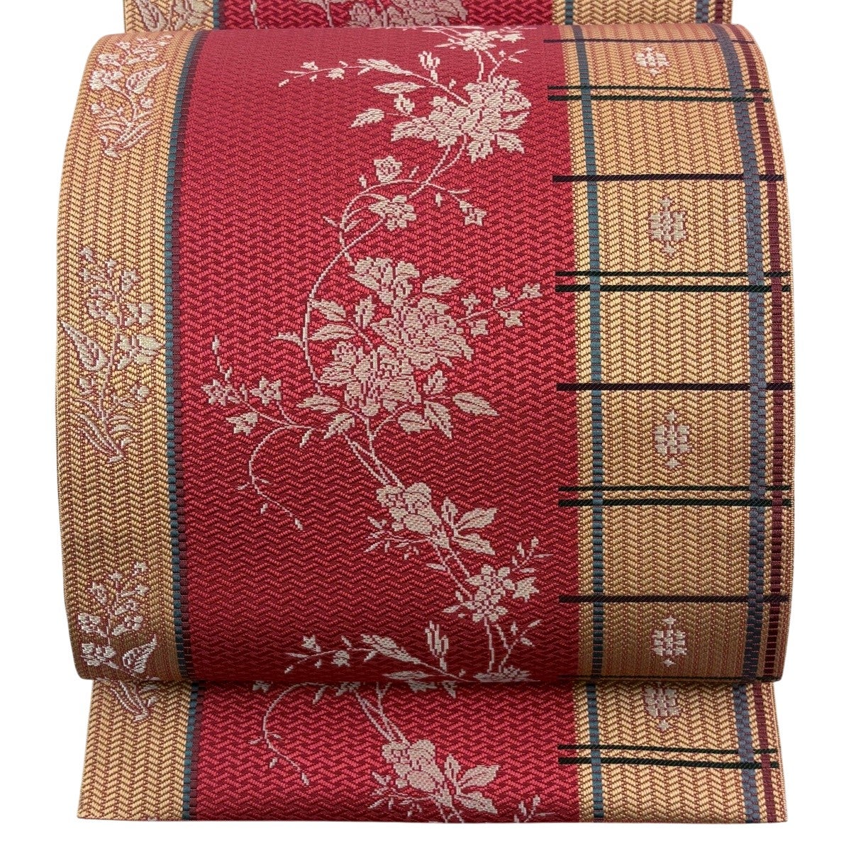 美品】 名古屋帯 秀品 八寸名古屋帯 松葉仕立て 草花 茜色 正絹｜中古