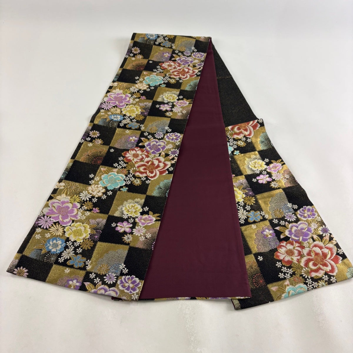 50%OFF 【美品】 袋帯 名品 振袖向き 桜 市松 金糸 箔 黒 六通 正絹