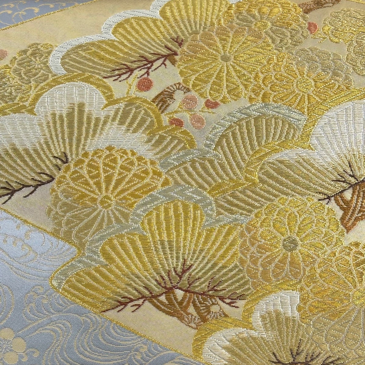 美品】 袋帯 秀品 関西仕立て 笠松 菊 金銀糸 箔 青灰色 六通 正絹