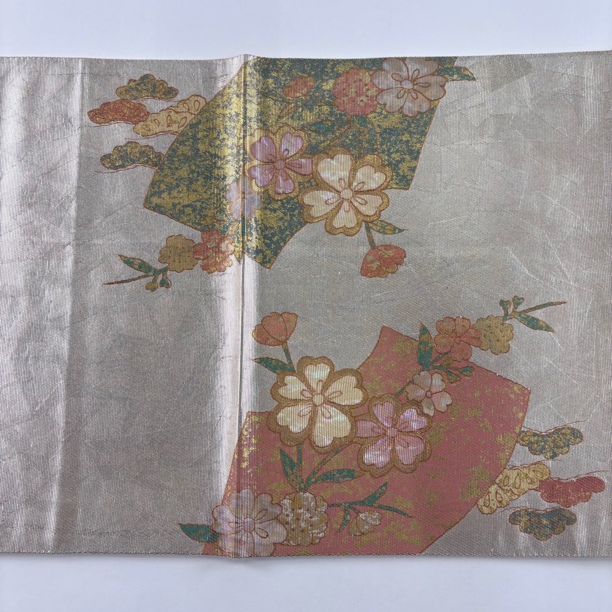 袋帯 秀品 御所車 枝垂桜 螺鈿箔 銀色 お太鼓柄 正絹｜中古・古着
