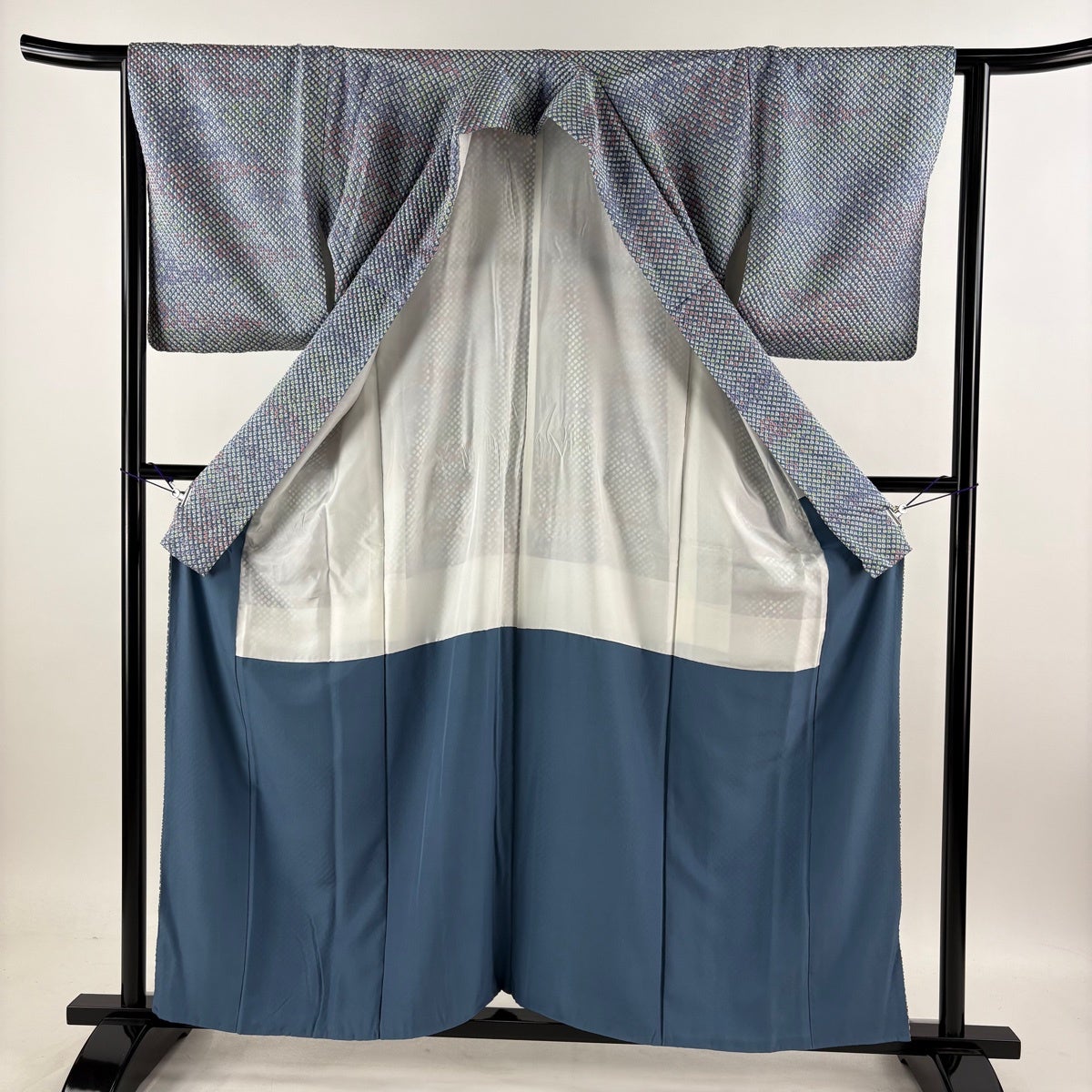 美品】 小紋 身丈158cm 裄丈65cm M 袷 幾何学 総絞り 青灰色 正絹 秀品