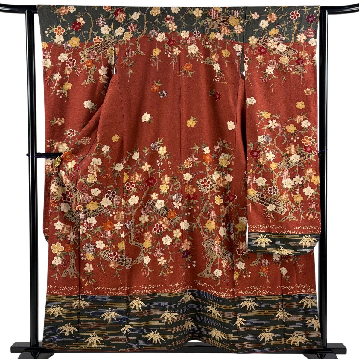 振袖 身丈157.5cm 裄丈63cm S 袷 やまと 枝垂れ桜 笹 金彩 金糸 赤茶