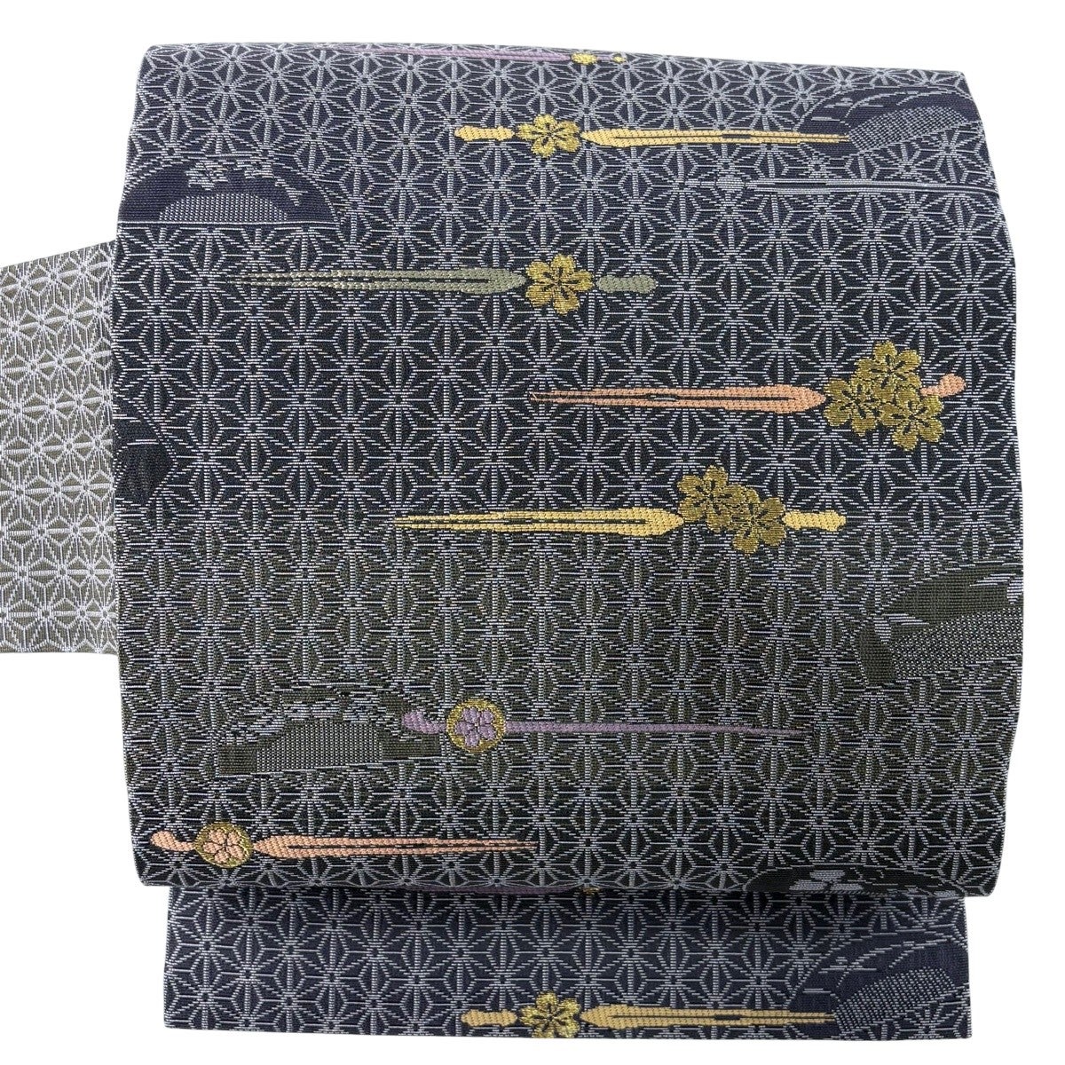 美品】 名古屋帯 秀品 夏帯 幾何学 金糸 金彩 灰色 正絹｜中古・古着